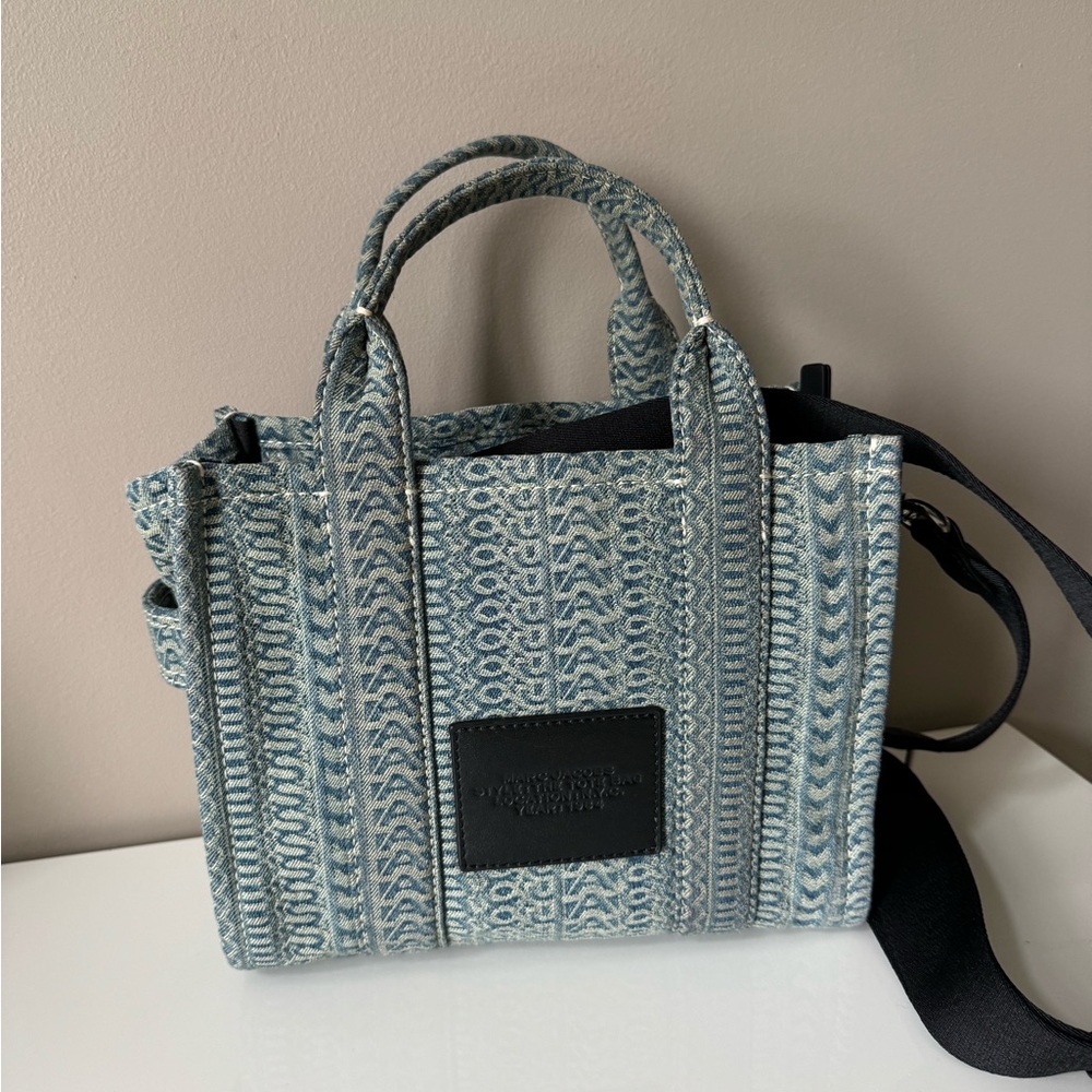 Marc Jacobs small tote bag